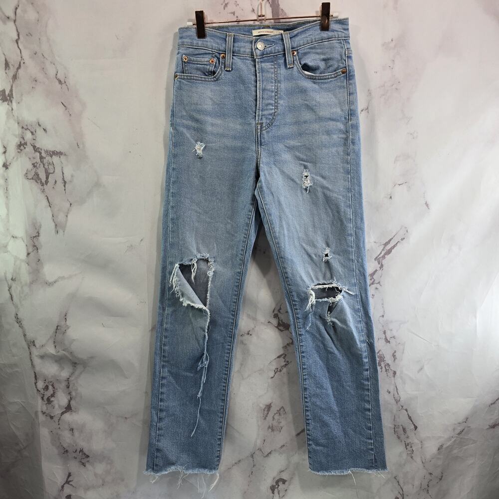 Levis Jeans Women 26 Wedgie Straight Button Fly Distressed Light Wash High Rise
